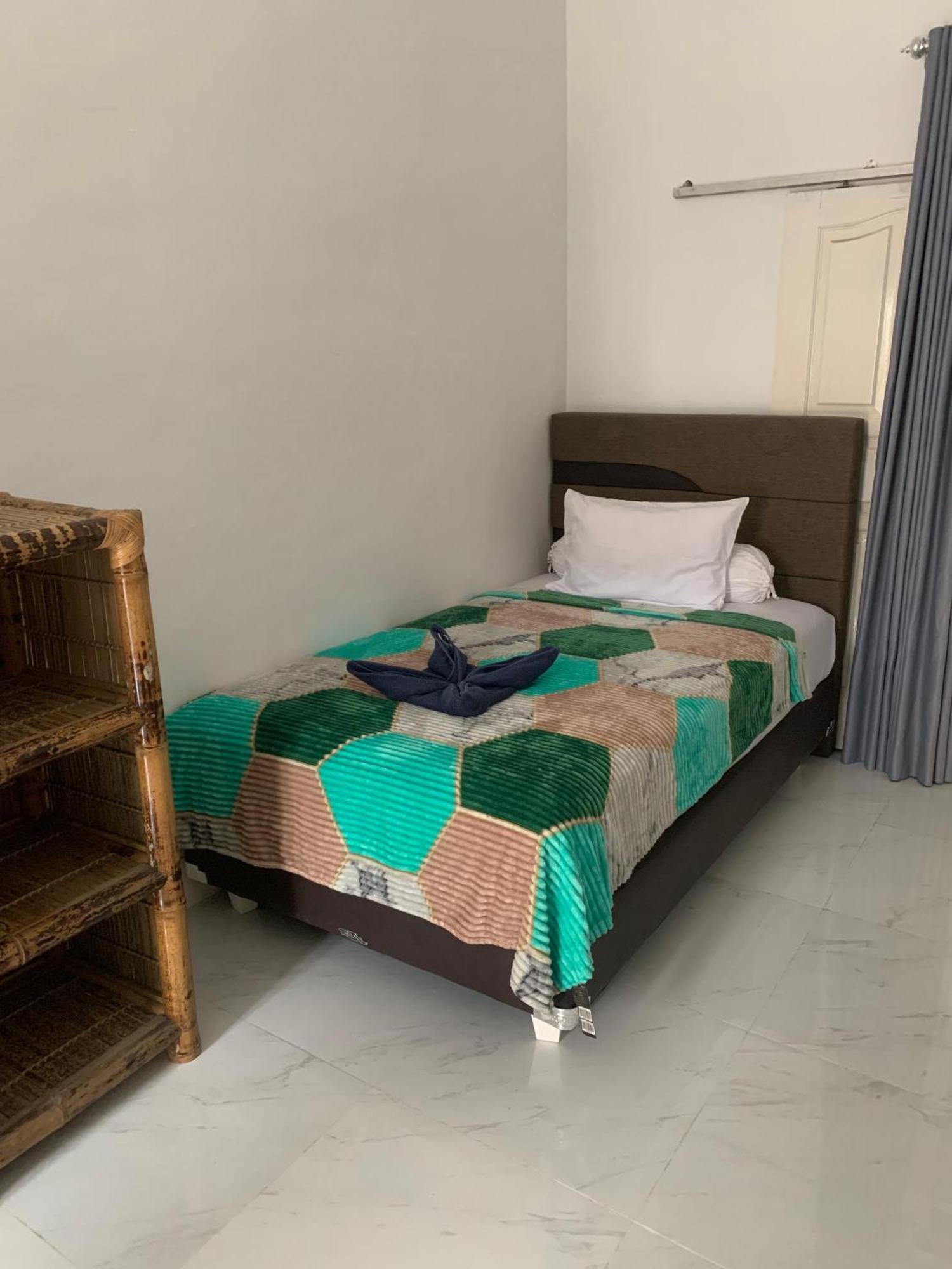 Gili Davidoff Skyline Hotel Джили Трауанган Екстериор снимка